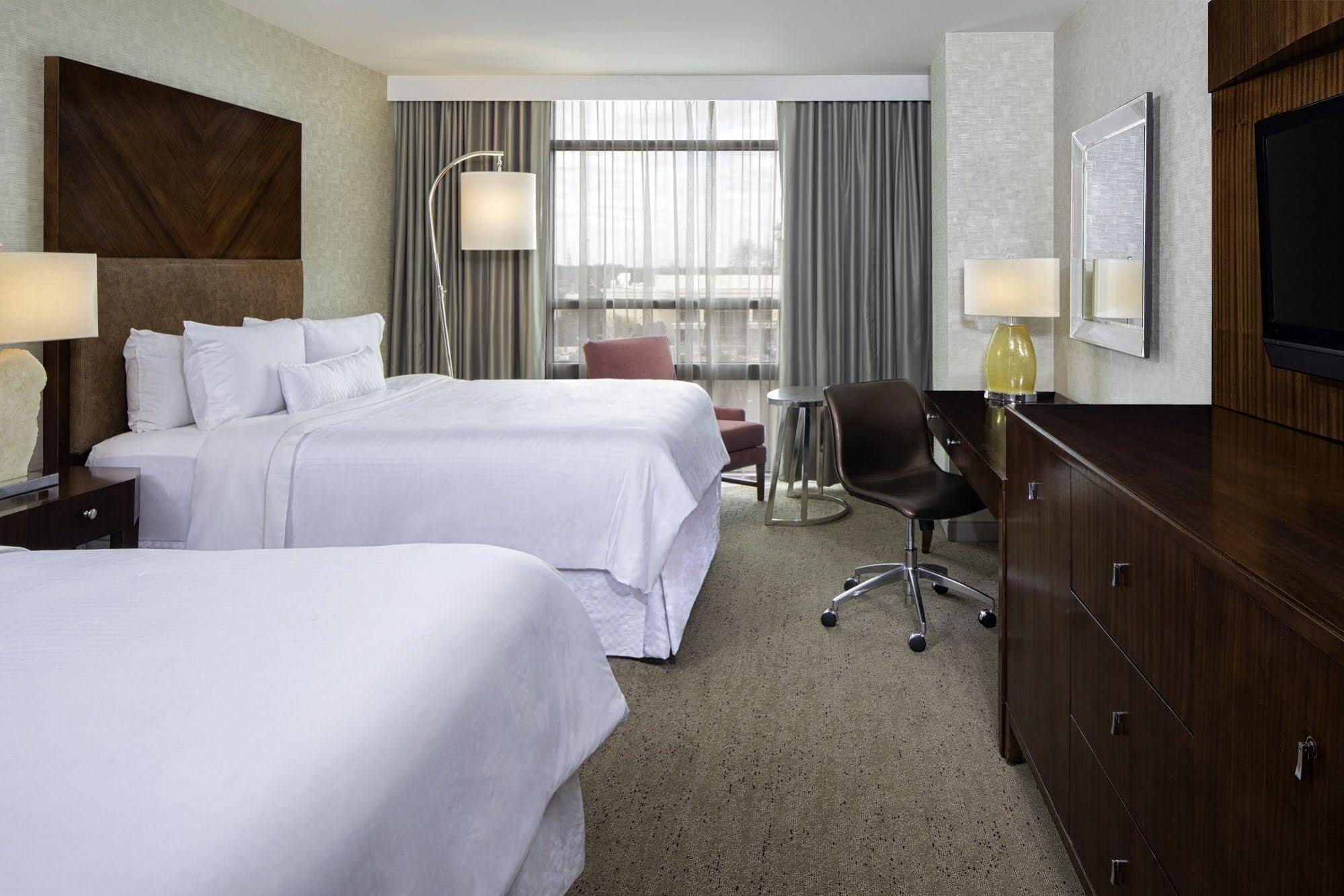 The Westin Mount Laurel Hotel Bagian luar foto